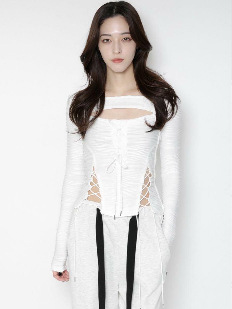 スーパーセール期間限定 lace LADY THE MELT up corset layered トップス