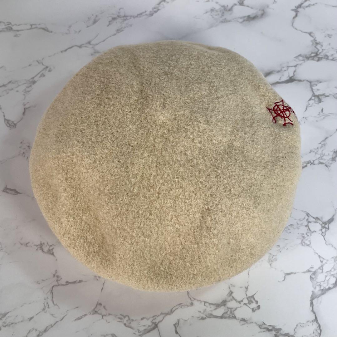 【美品】ヴィヴィアンウエストウッド　ベレー帽　キャップ　オーブ刺繍　アイボリー