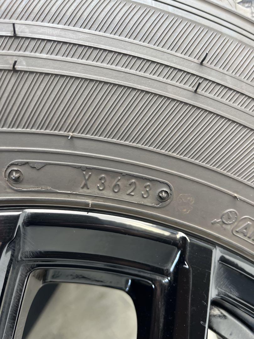 D.O.S. スタッドレスタイヤ 195/80R15 ハイエース200系　美品