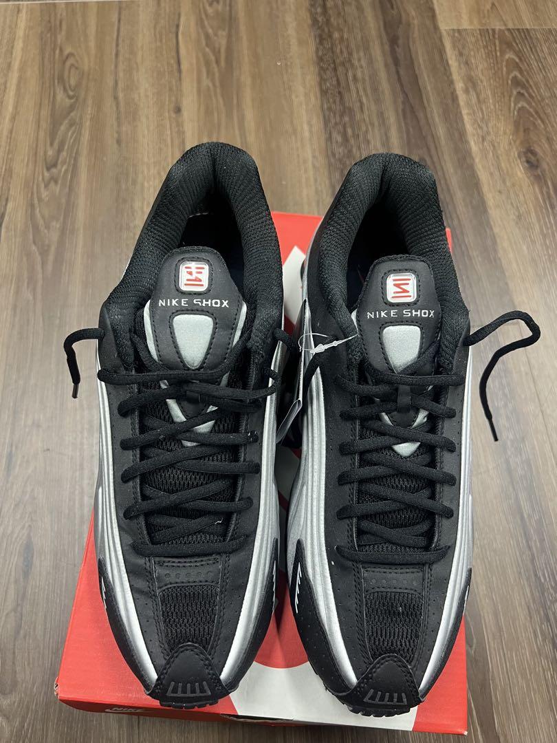Nike Shox R4 