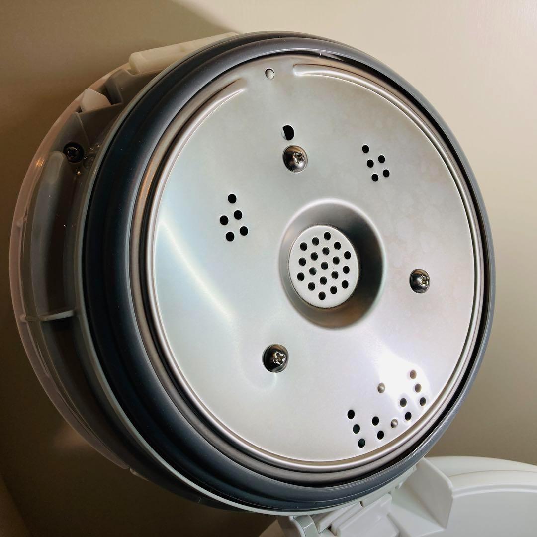まりりん【極美品】ZOJIRUSHI スチーム式加湿器EE-RT50-WA