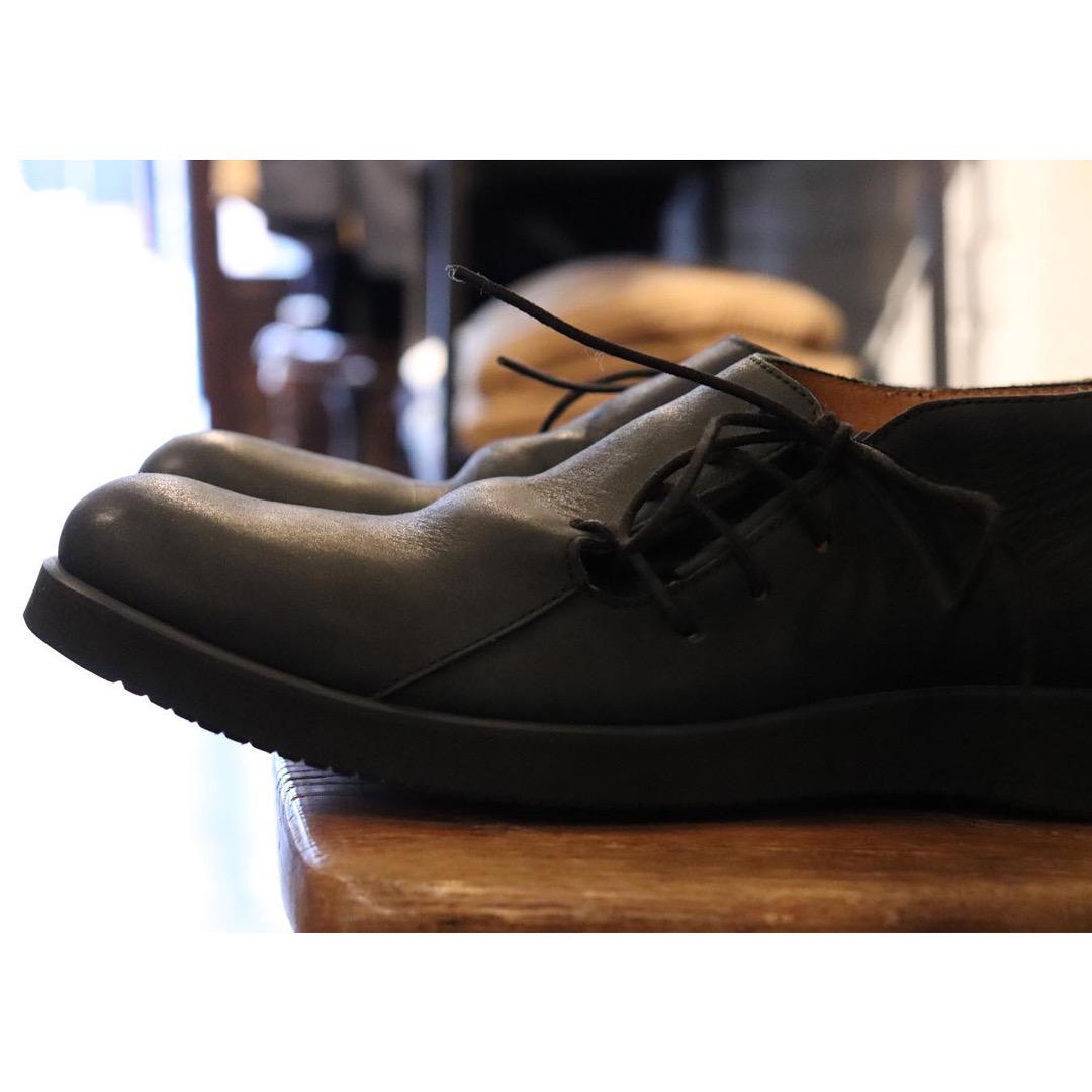 新品 Sot Shoes ソット シューズ、本革 ビブラムソール