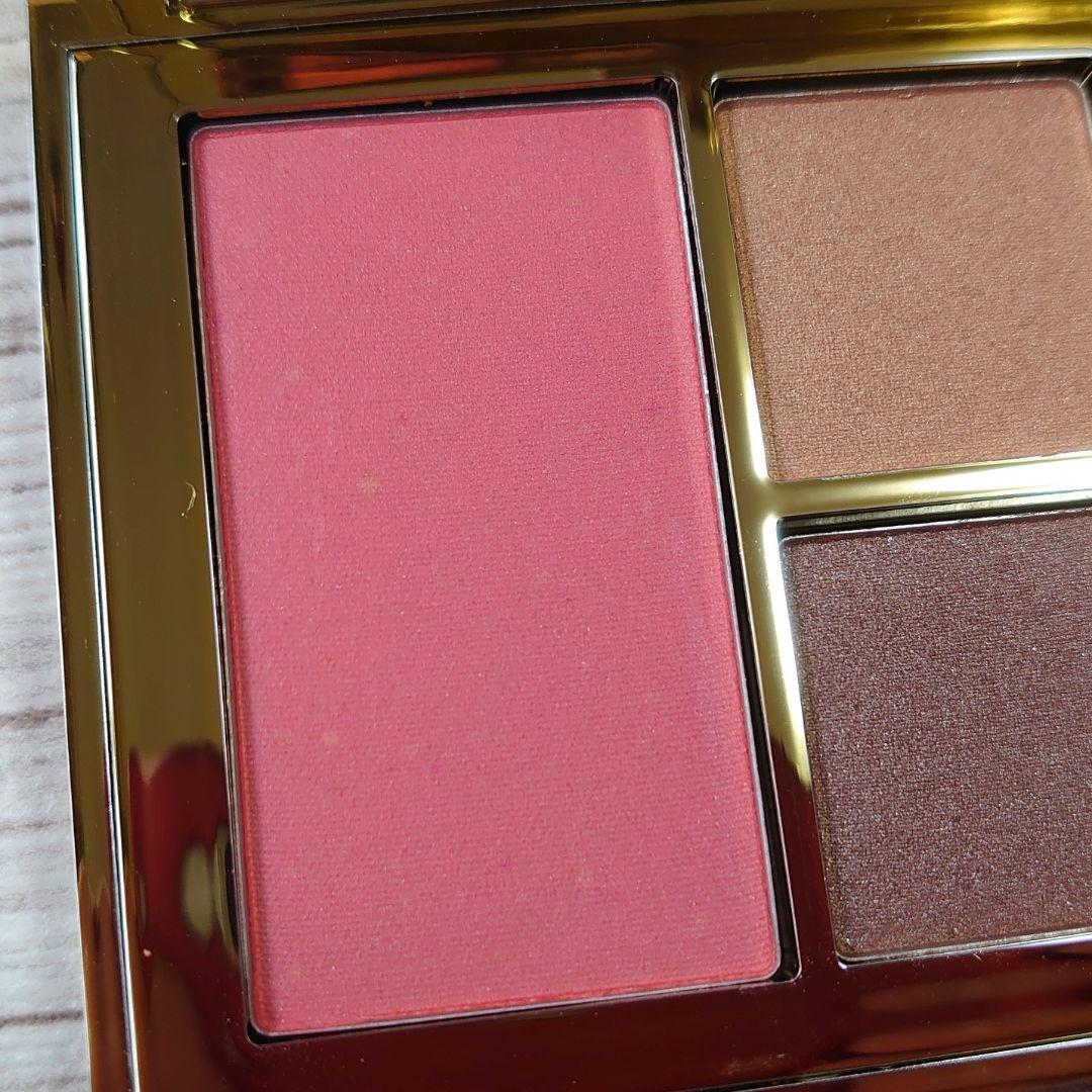 TOM FORD 新品 アイシャドウパレットΩ