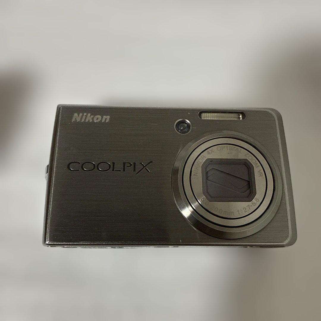 Nikon COOLPIX S600 デジカメ　バッテリー付き　動作確認済 ニコン クールピクスS600 動作確認済 バッテリー 充電器 セット