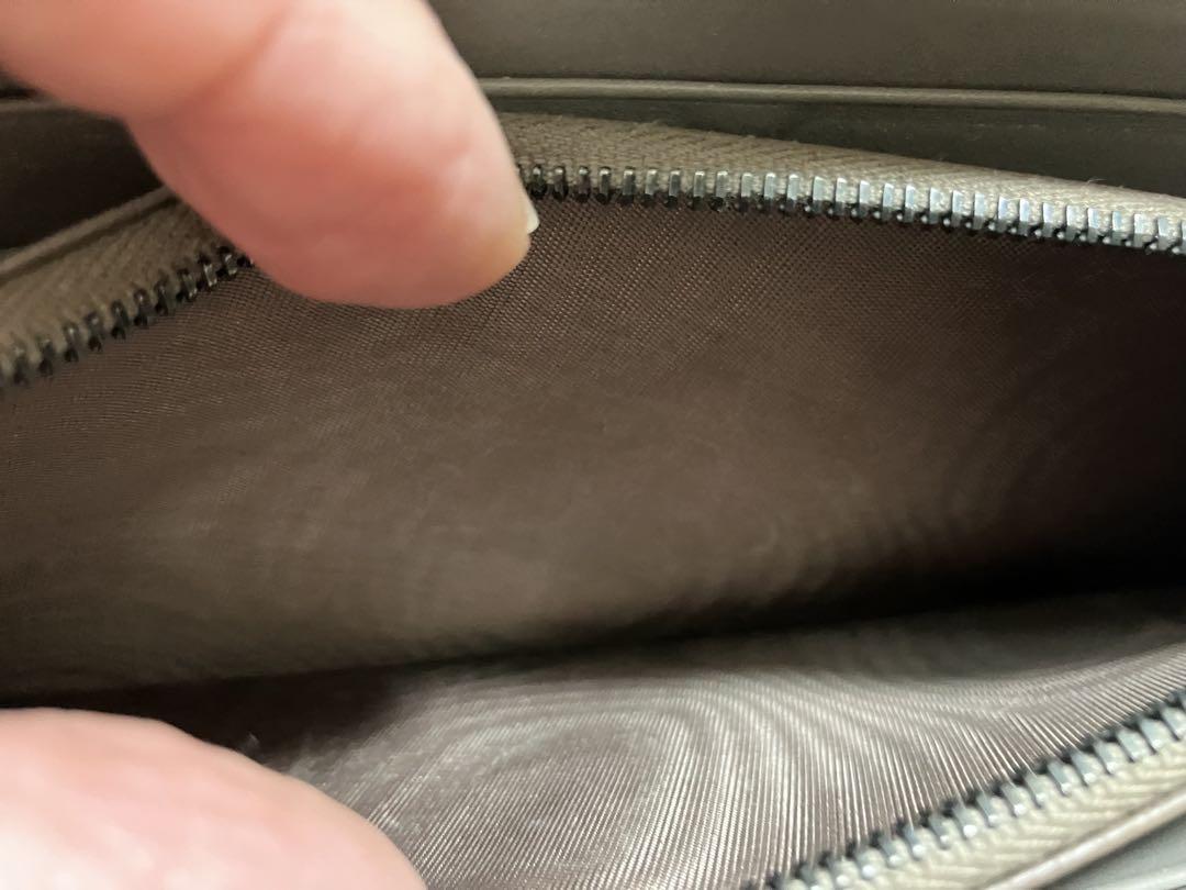 極美品　BOTTEGA VENETA ライトグレー 長財布