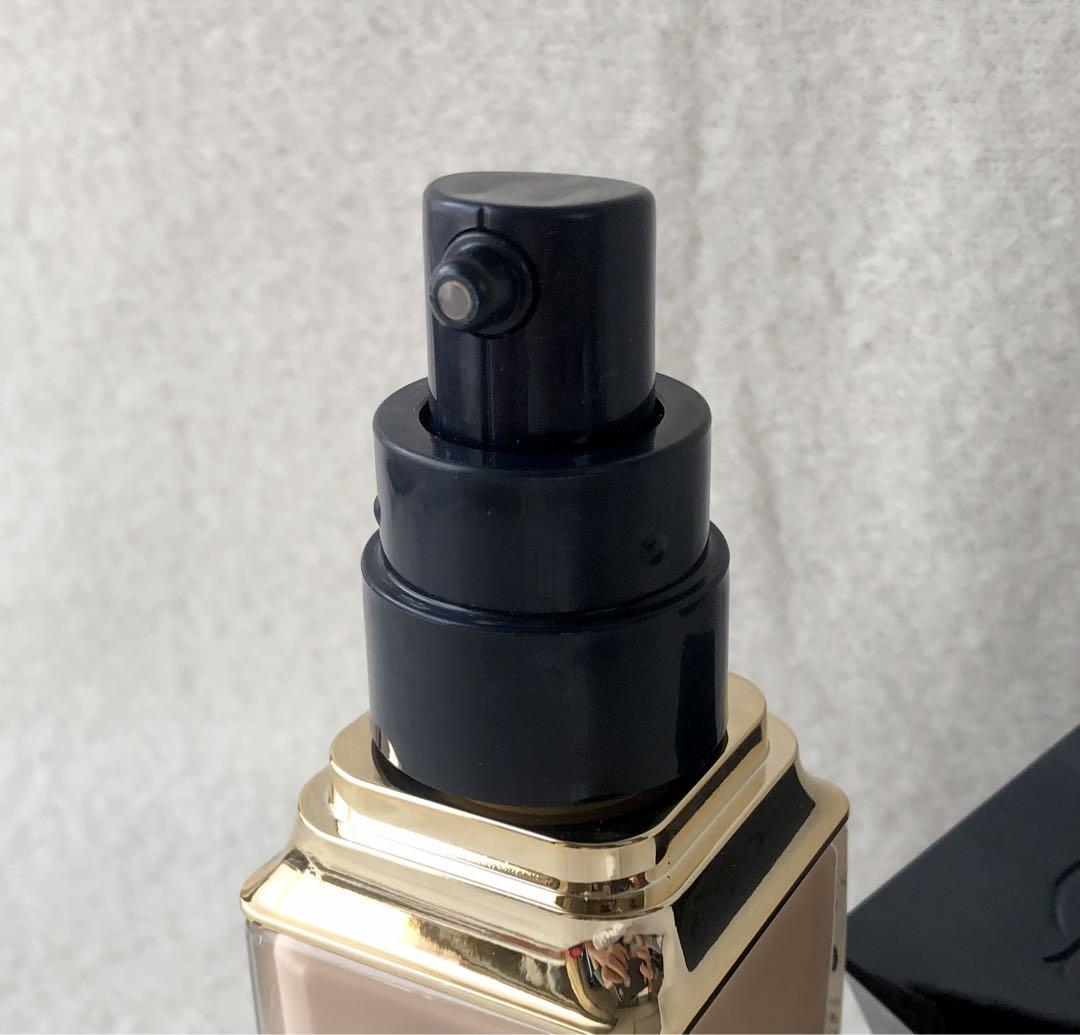 【中古】クレドポーボーテ タンフリュイドエクラ ナチュレル オークル20