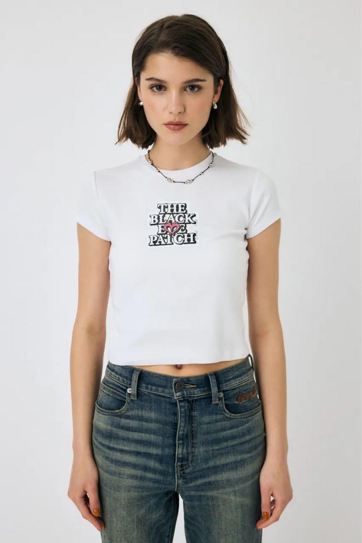 MOUSSY blackeyepatch OG ラインストーン BABY TEE
