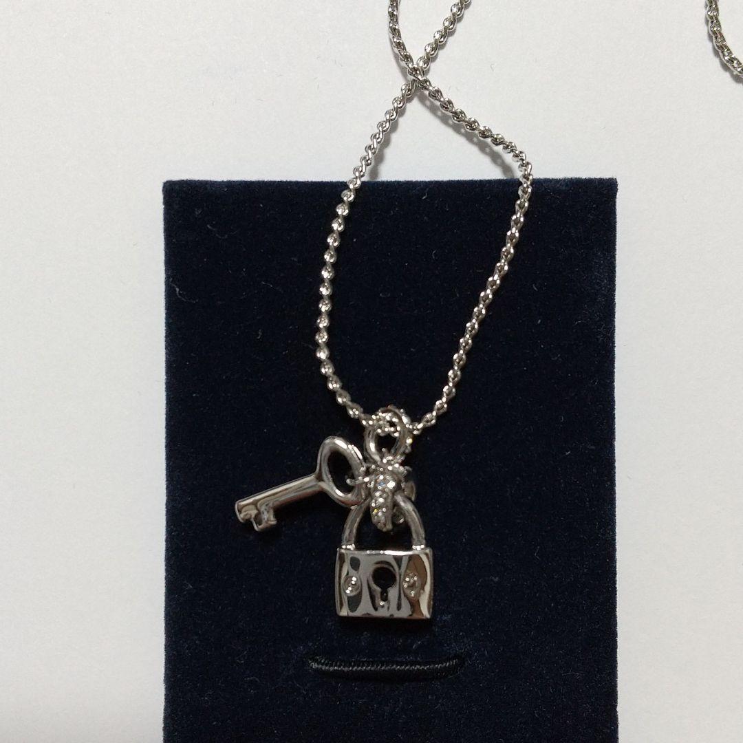 ※送料無料※新品未使用※スワロフスキー　ネックレス※ SWAROVSKI スワロフスキーネックレス⭐︎新品 未使用 - メルカリ