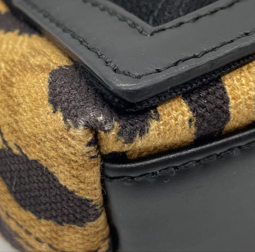 BALENCIAGA バレンシアガ ヒョウ柄 ネイビーカバス XS ハンドバッグ
