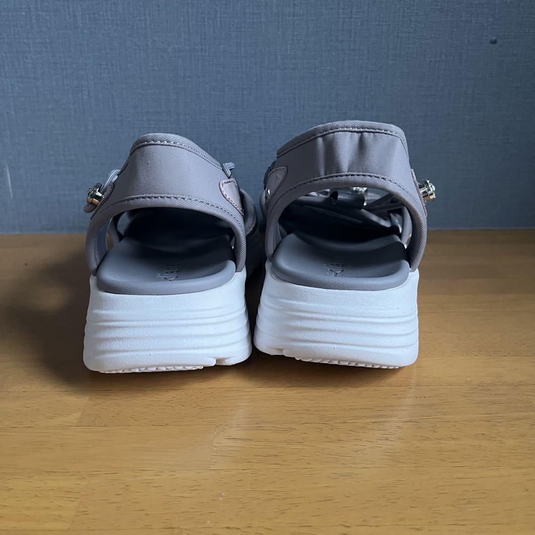 ＋diana 軽量フットベッド スポーツサンダル 24.5