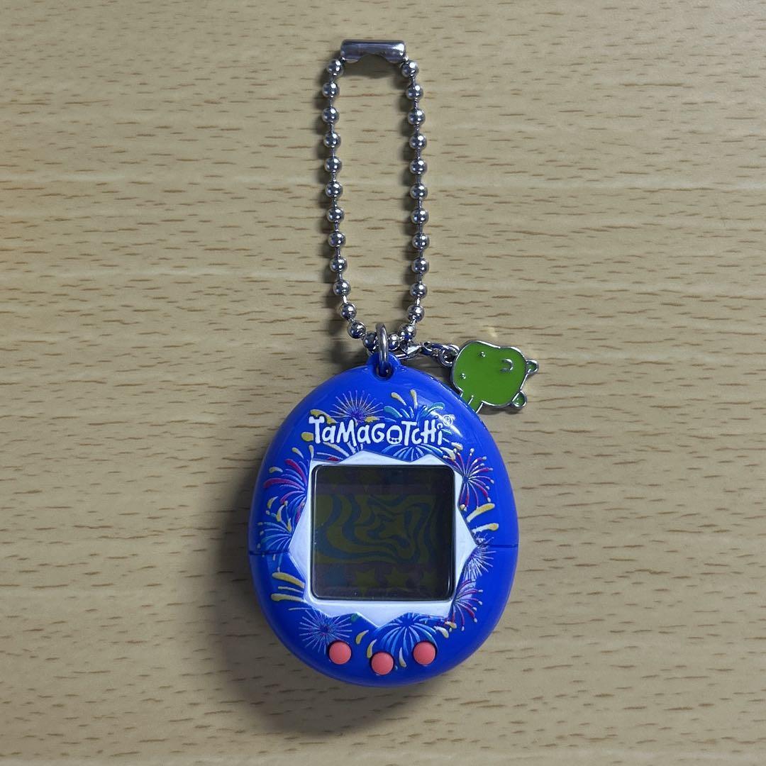 キーホルダー・アクリルキーホルダー Tamagotchi collaboration GEN2 Tamagotchi gen2 花火 - メルカリ