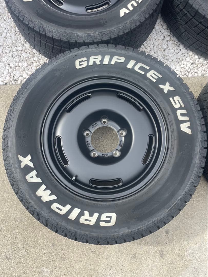 ☆2022年製 ☆バリ溝 ☆スタッドレス ☆225/70R16 ☆ジムニーシエラ ☆2022年製 ☆バリ溝 ☆スタッドレス ☆225/70R16 ☆ジムニーシエラ