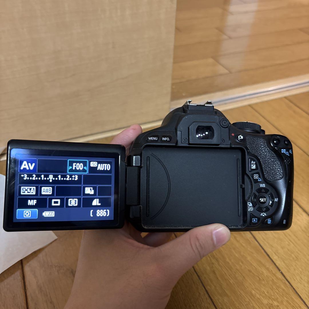 Canon EOS Kiss X5 デジタル一眼レフ 本体