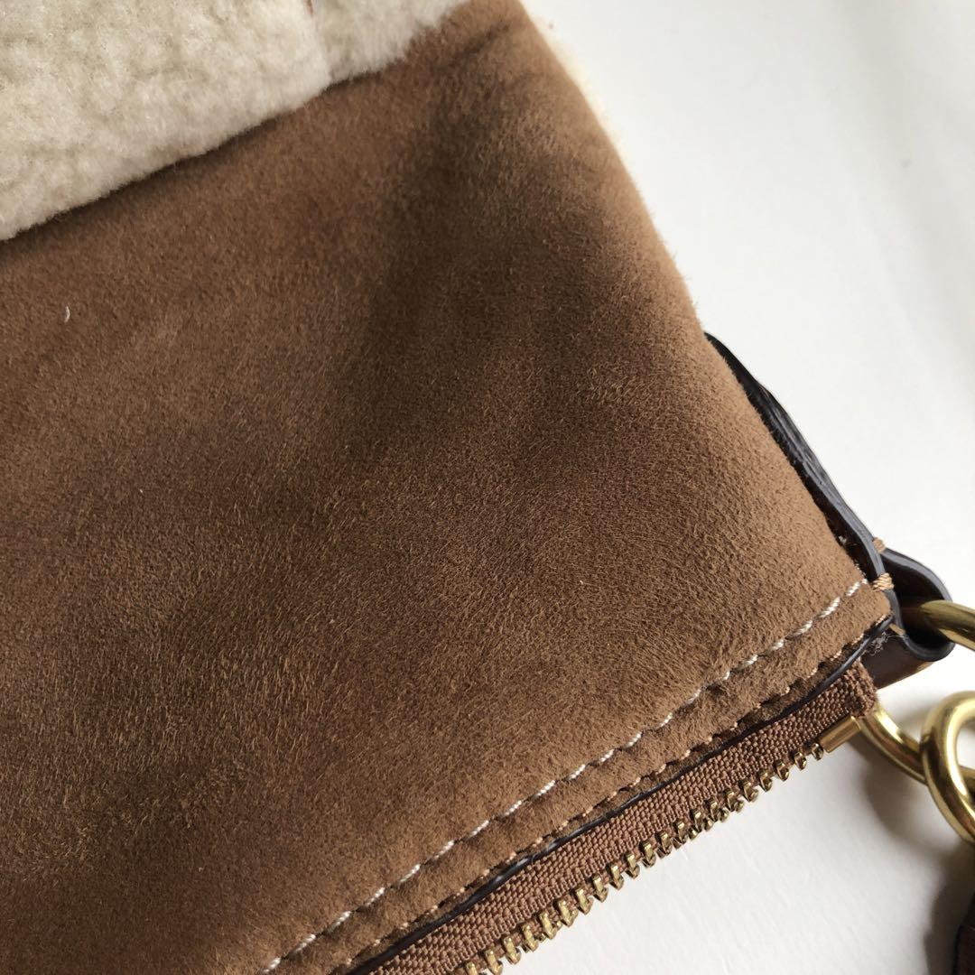 COACH コーチ ワンショルダーバッグ ボア スエード 茶色　秋冬にピッタリ✨