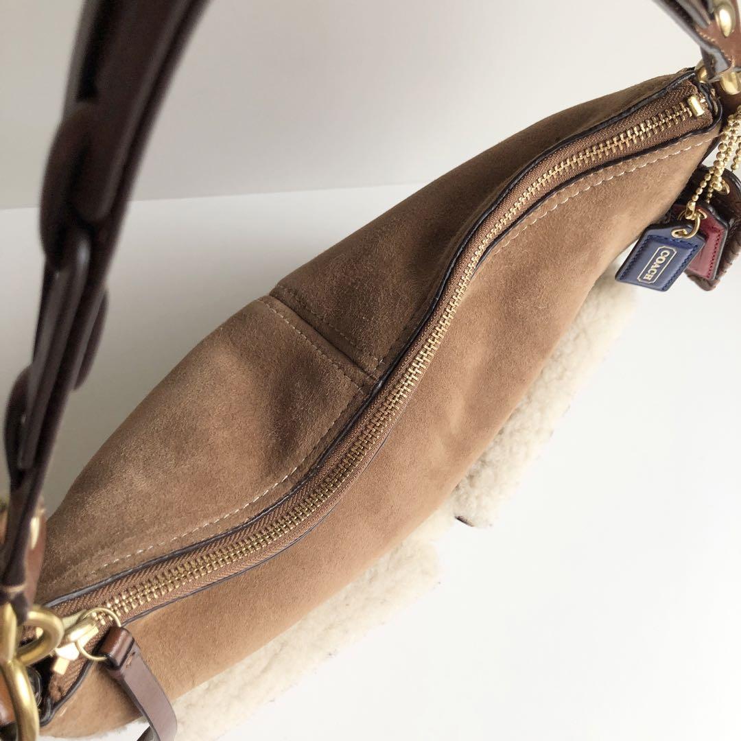 COACH コーチ ワンショルダーバッグ ボア スエード 茶色　秋冬にピッタリ✨