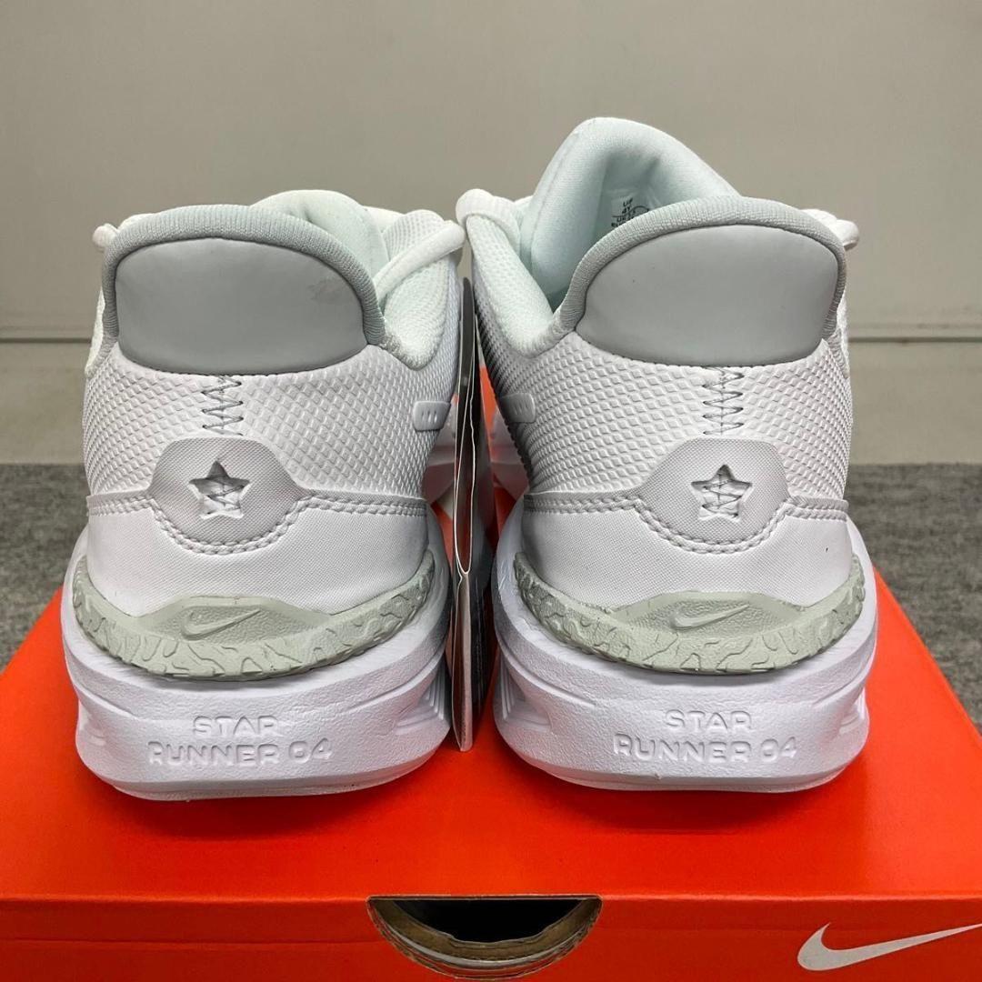 新品 NIKE ナイキ レディース ランニングシューズ スニーカー 23 白