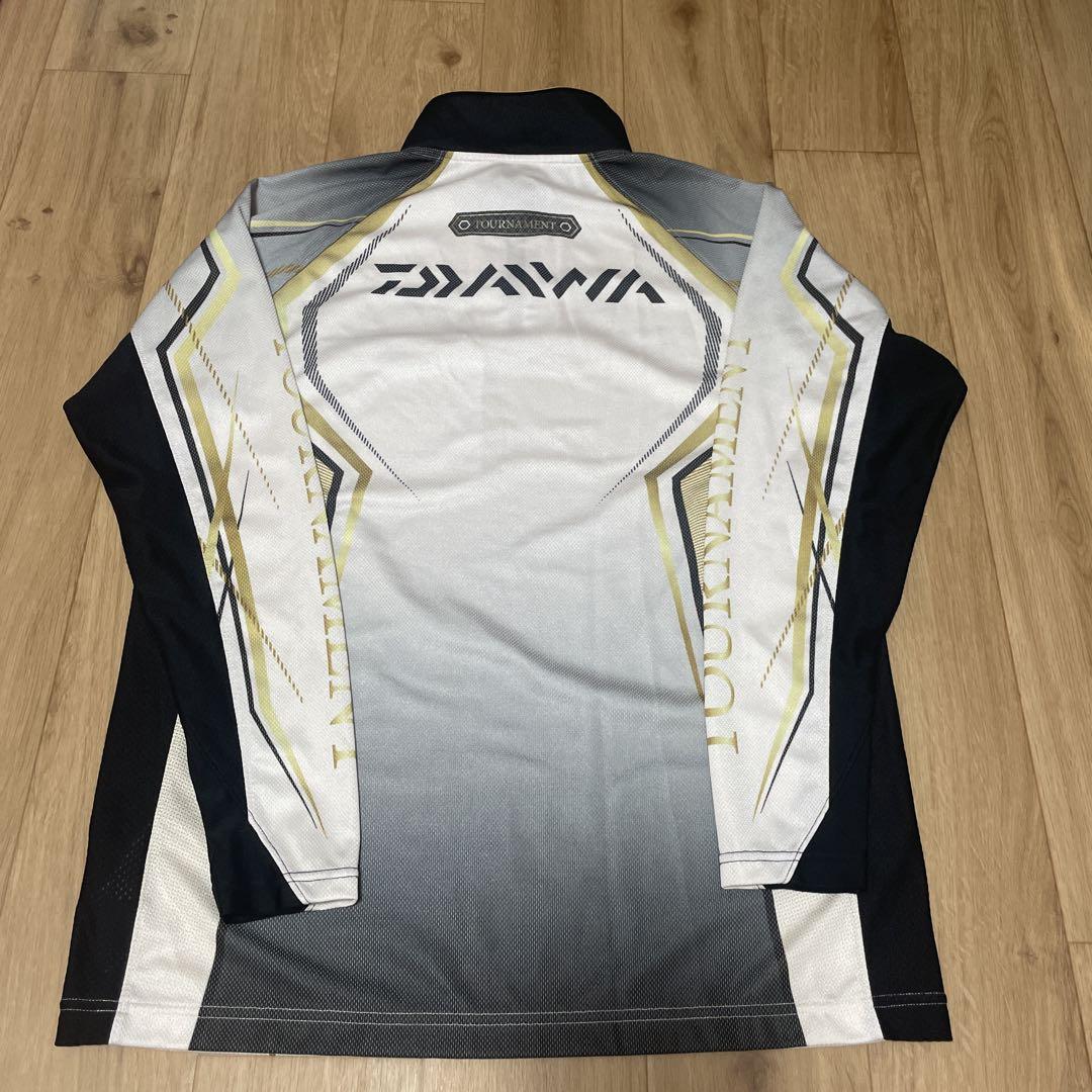 24時まで　DAIWA トーナメント アイスドライ ジップアップメッシュシャツ