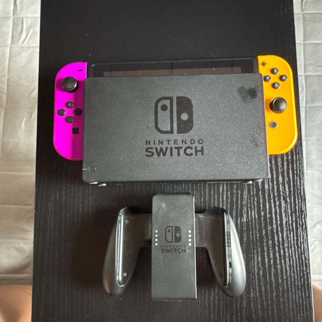 Nintendo Switch 本体　中古