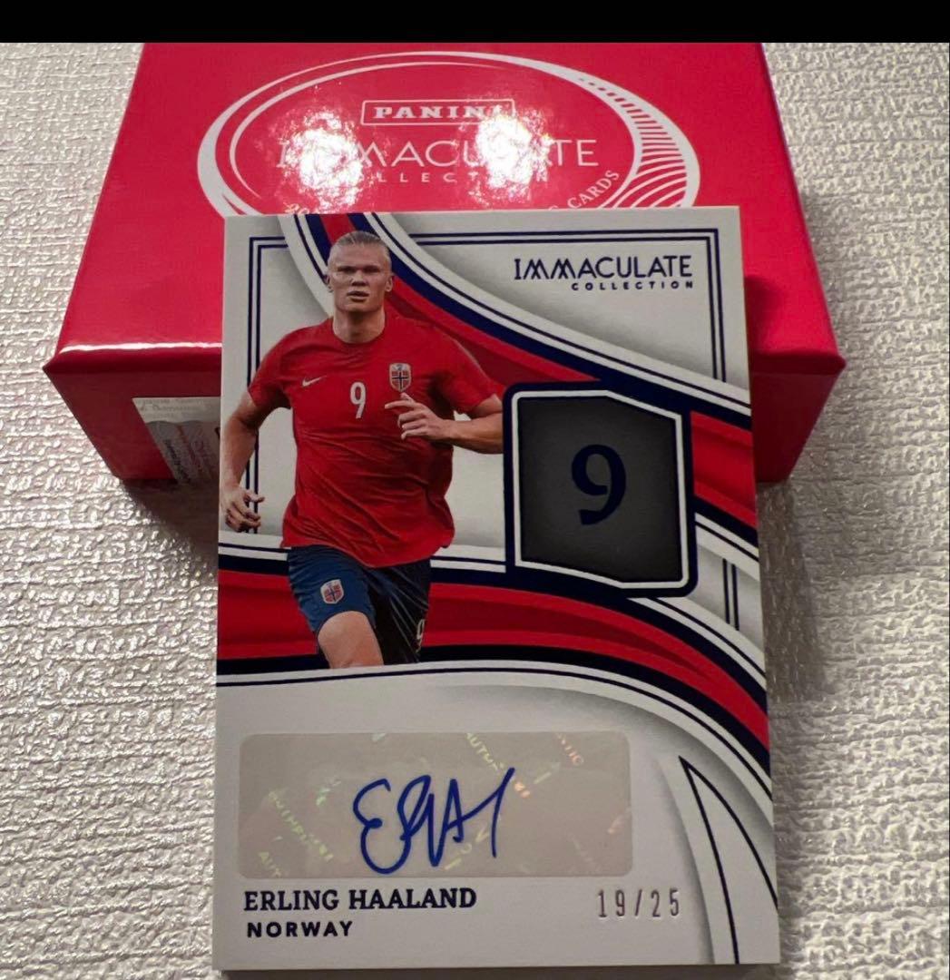 アーリング・ハーランド サイン入りカード 19/25 - メルカリ