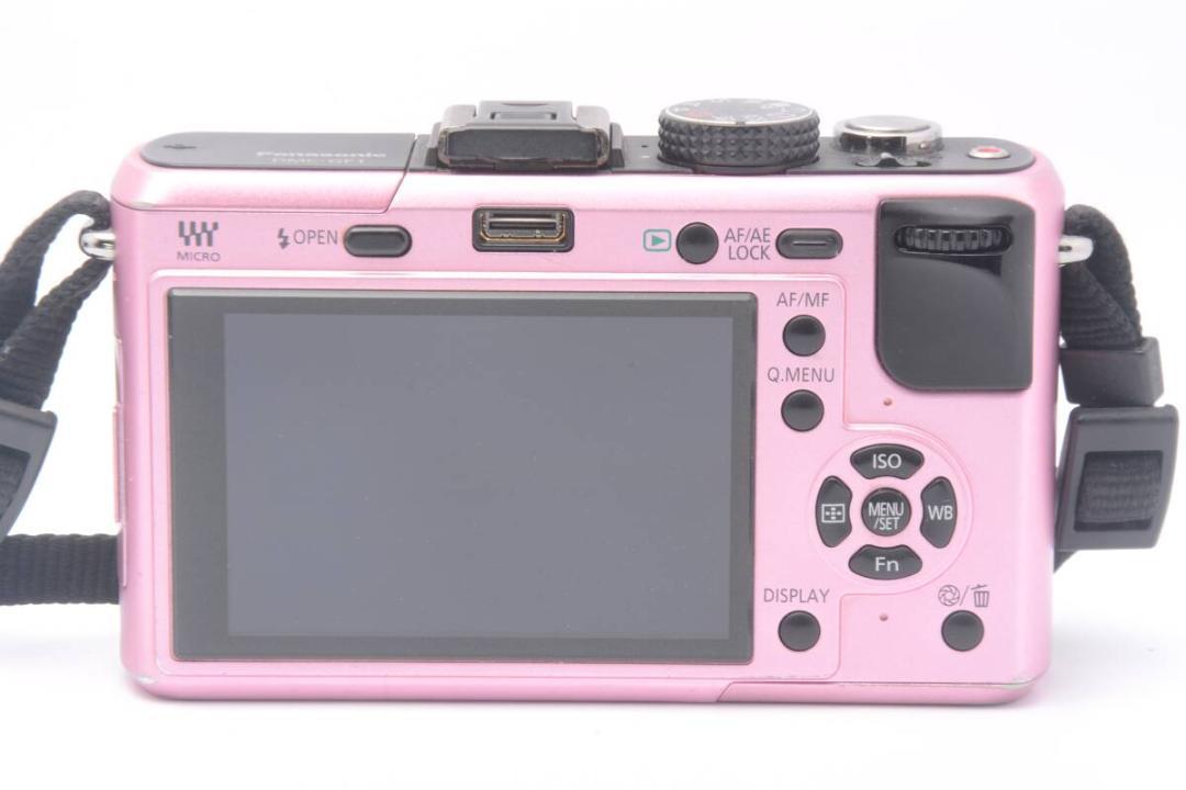 最新発見 シャッター数10850回 LUMIX DMC-GF1 ピンク 充電器付き デジタルカメラ