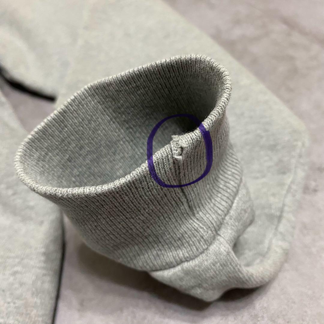 【入手困難】90s Champion メキシコ製 スウェット 前Ｖ 刺繍ロゴ