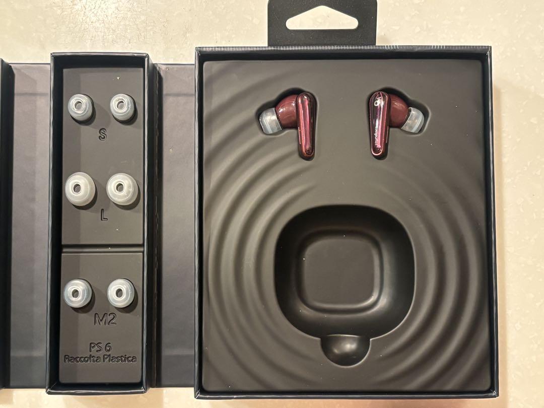 Soundcore Liberty 4 レッド イヤホン