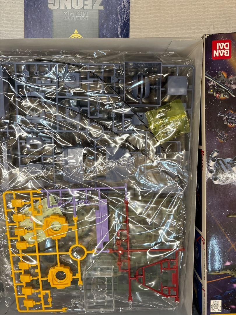 MGジオング 足なし 赤バンダイ 足なんて飾りです - メルカリ