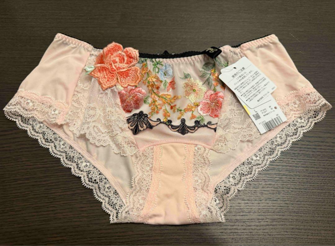 希少☆サルート［セックスアンドザシティ] ローライズ ショーツ