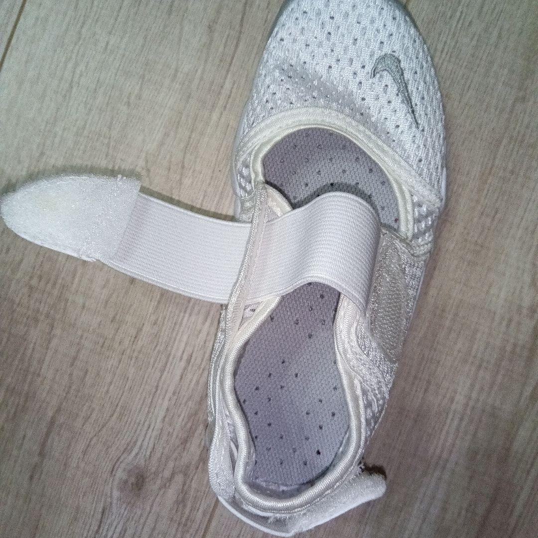 新品　18cm　ナイキ　エアリフト　キッズ　NIKE　ホワイト 白