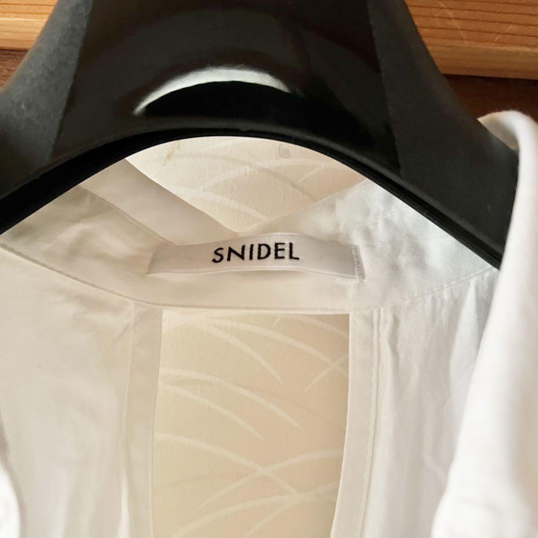 SNIDEL（スナイデル）の「ノースリイレヘムシャツワンピース