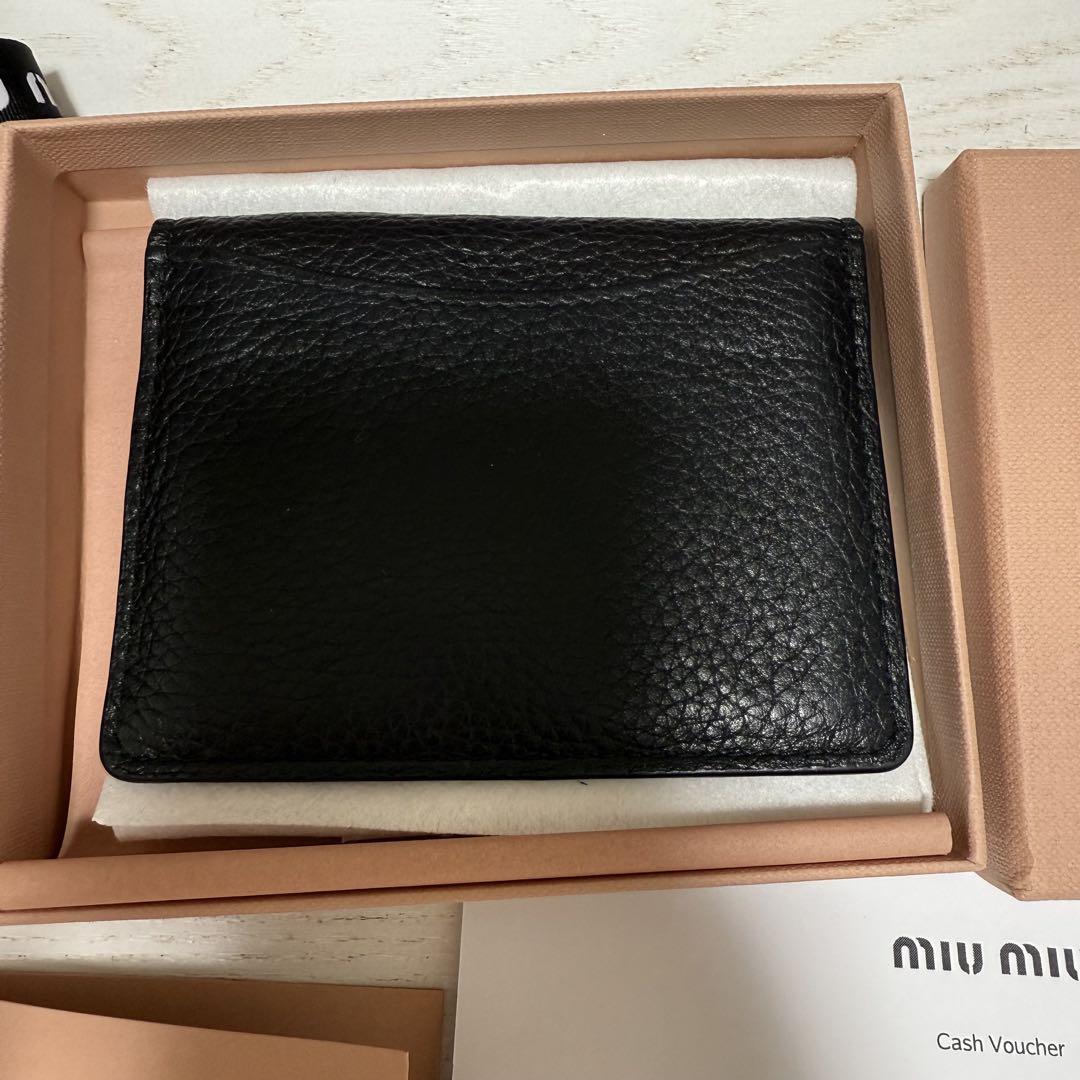 MIU MIU ブラック レザー カードケース - メルカリ