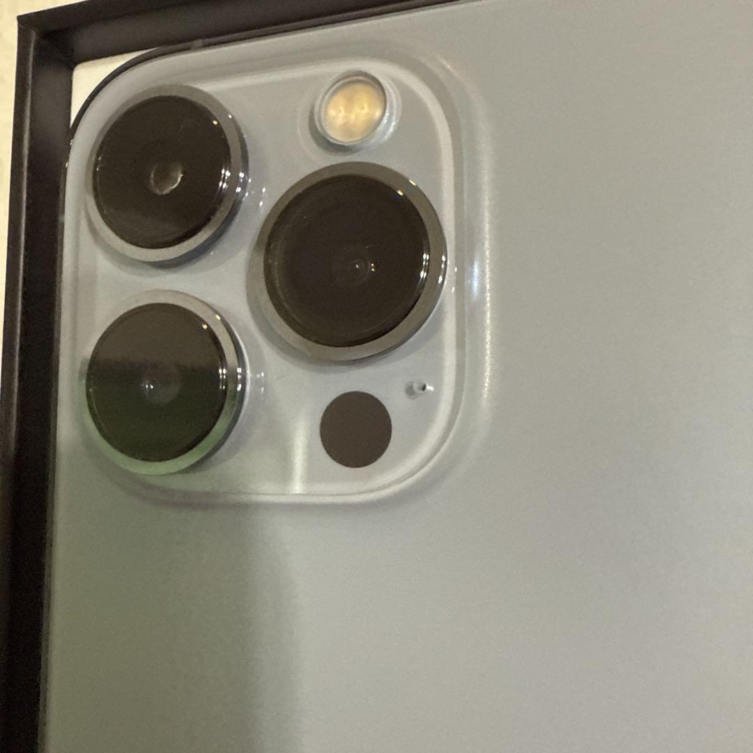 iPhone 13 Pro 256GB Simフリー　シエラブルー