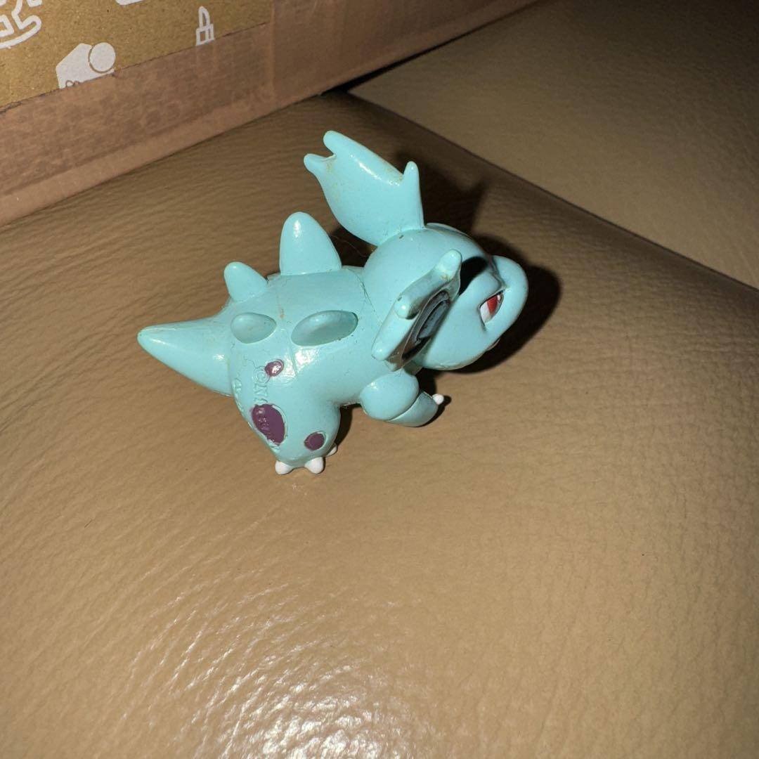 ポケモンフィギュア　モンコレ ニドリーナ