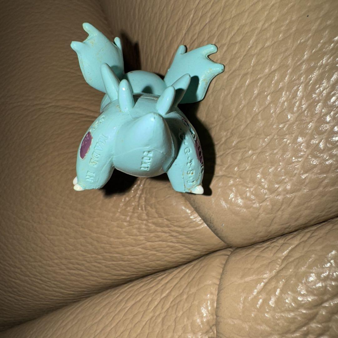 ポケモンフィギュア　モンコレ ニドリーナ