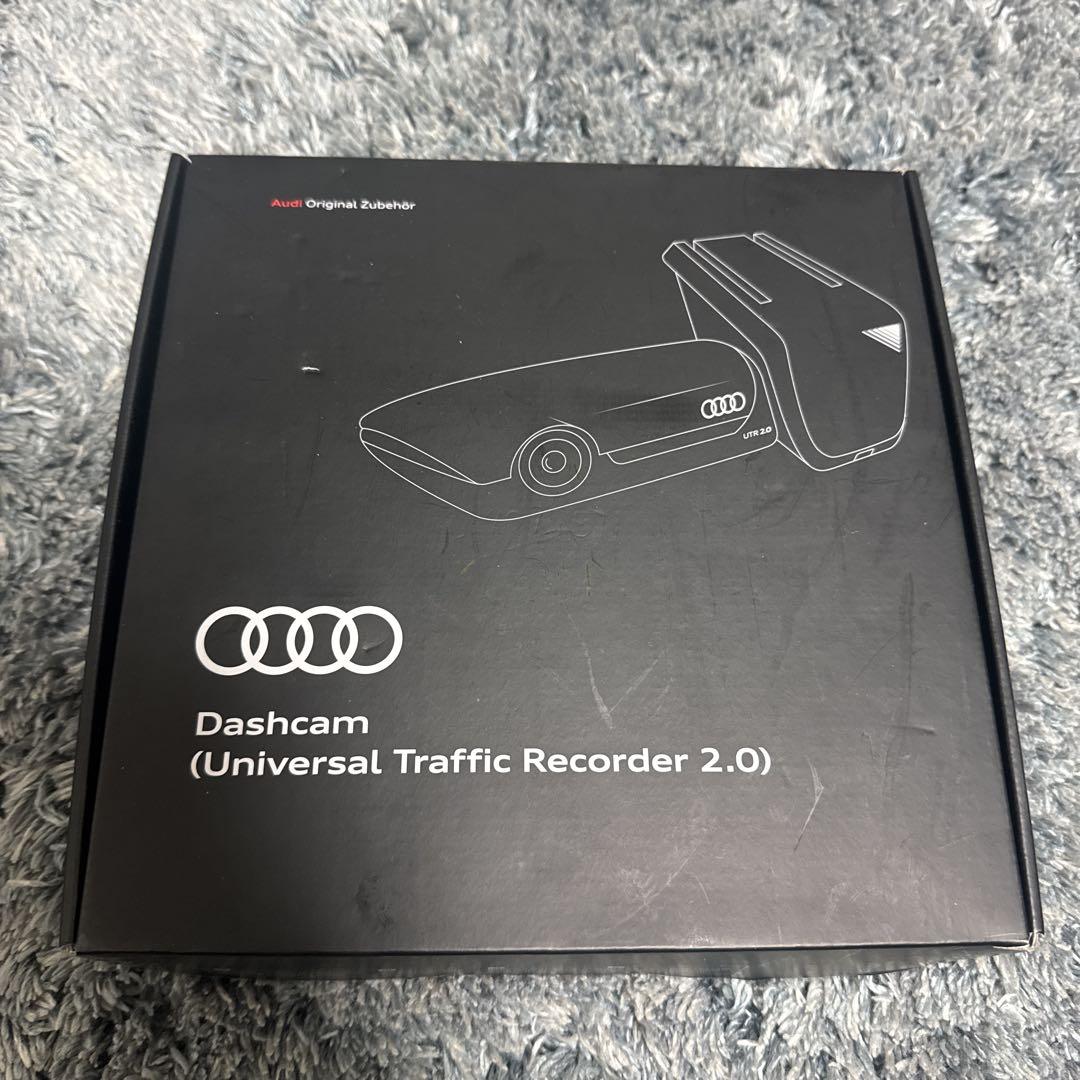 AUDI UTR2.0ドライブレコーダー