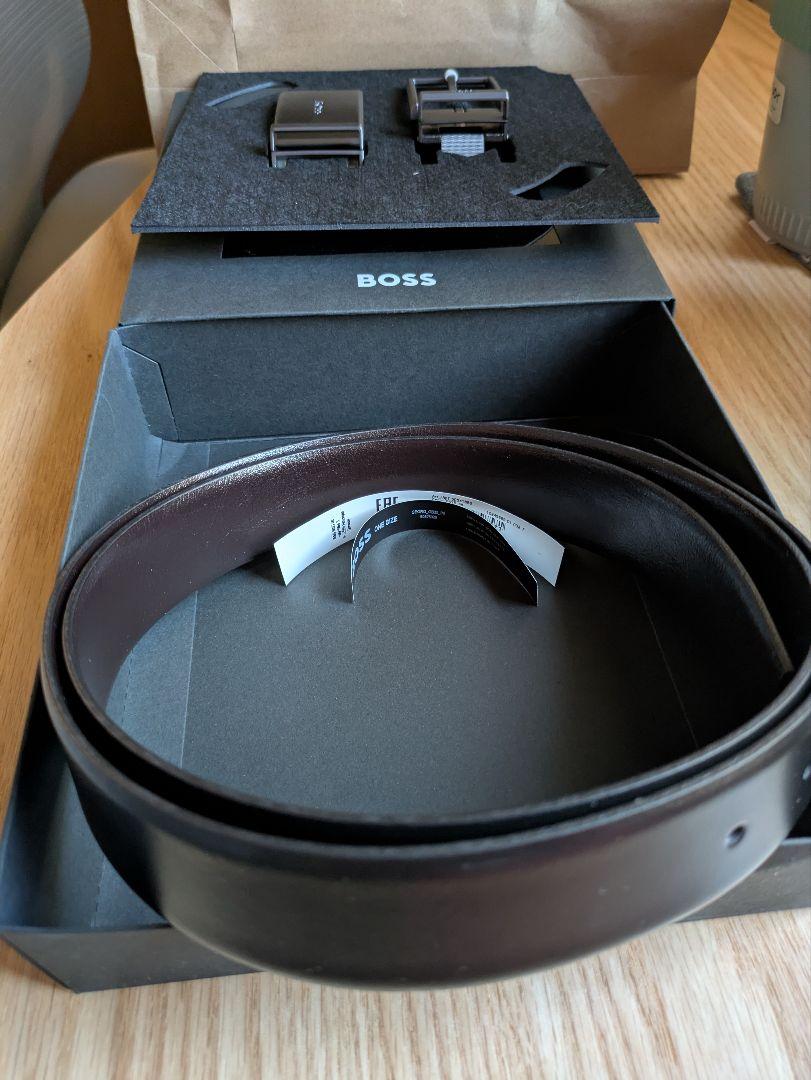 新品 HUGO BOSS イタリアンレザーガンメタルバックル リバーシブルベルト