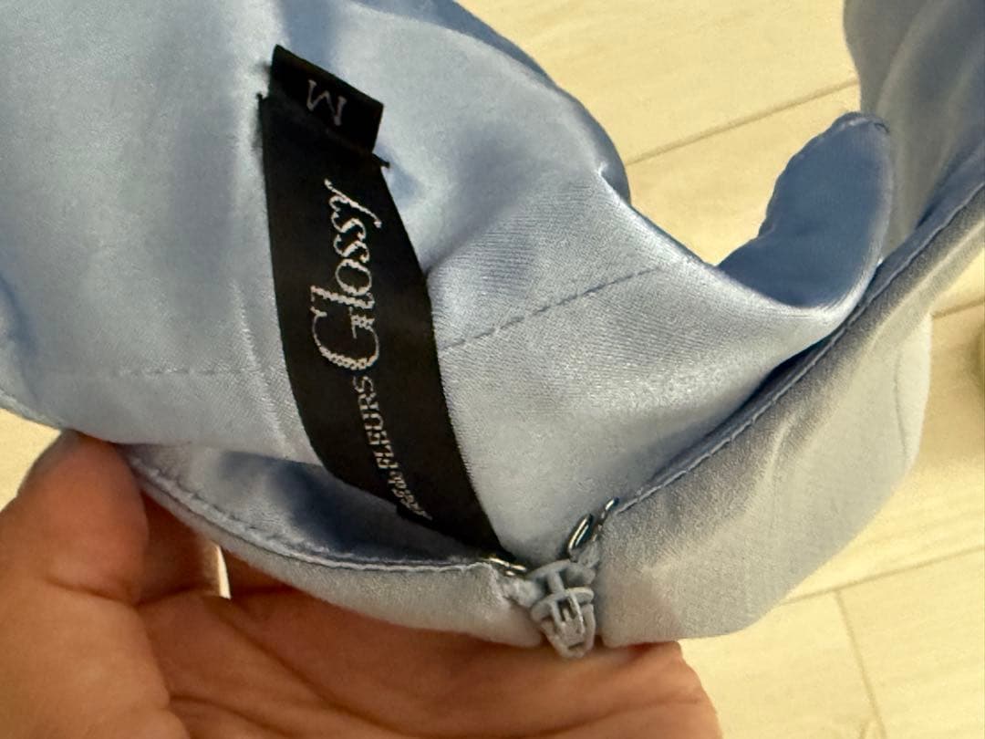 ROBE de FLEURS バックオープンフロントジップタイトセットアップ