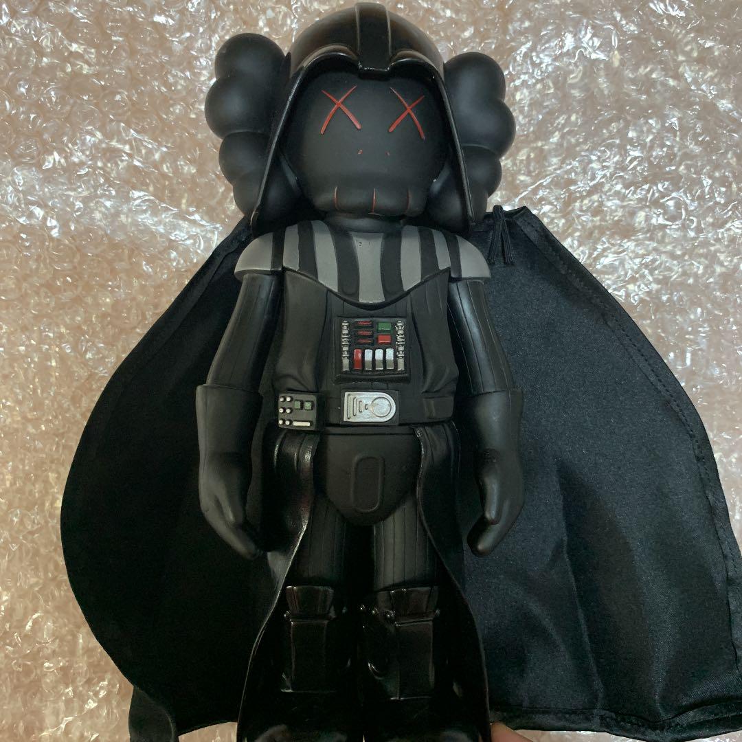 KAWS Star Wars Darth Vader ダース ベイダー KAWS Star Wars Darth Vader ダース ベイダー