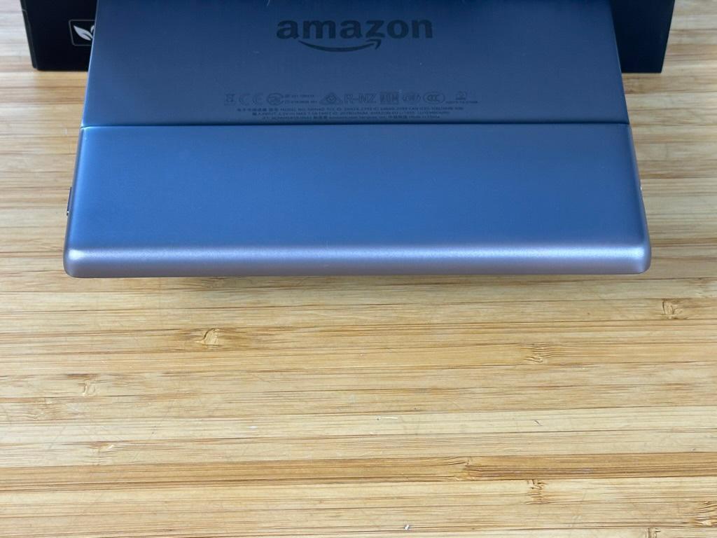 Amazon Kindle Oasis 第10世代 8GB 広告付き Amazon.co.jp: Kindle Oasis 色調調節ライト搭載 wifi 8GB 広告