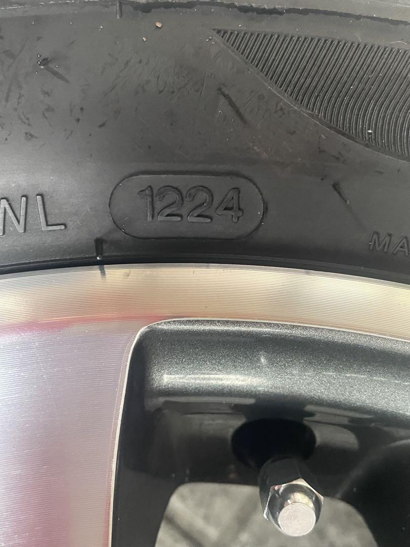 軽サイズ　バリ溝　夏用165/55R15 タイヤホイール4本セット