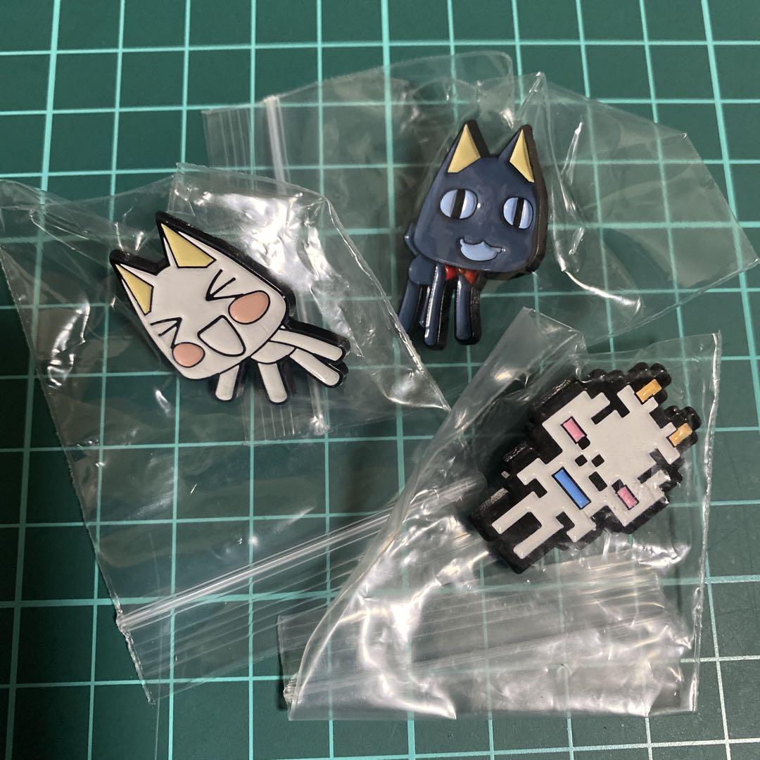 新品　未開封　どこでもいっしょ　トロ　ティン　バッジ　ピンズ　缶バッジ どこでもいっしょ トロ ピンバッジ 3個 - メルカリ