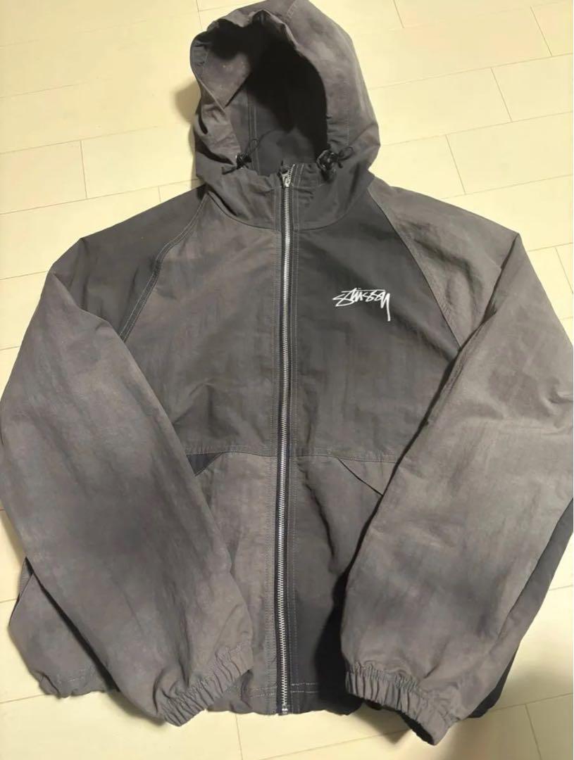 Stussy グレー ナイロンジャケット Mサイズ　シェルジャケット