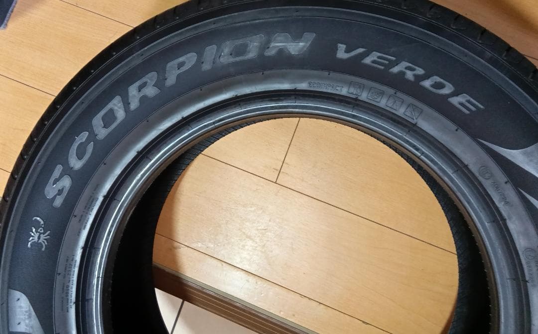 未使用2本 265/60R18 ピレリスコーピオンヴェルデ