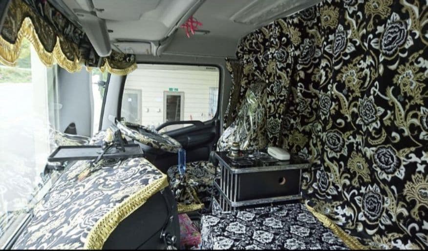 金華山モンブランローズ.センターカーテン目立った傷や汚れなし