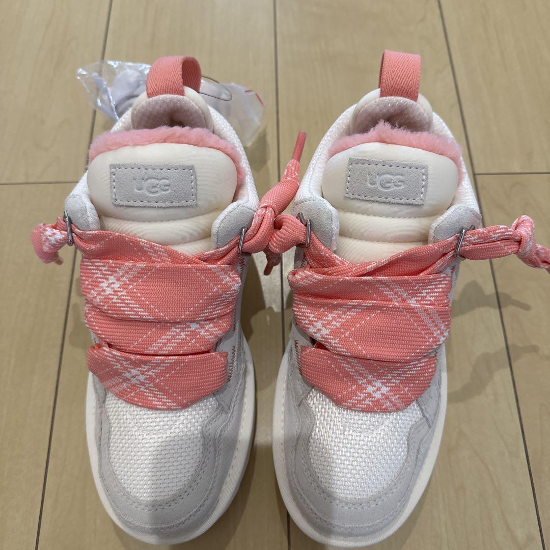 豪華 Ugg 25新品24㎝ Love Lowmel アグ lowmel 靴