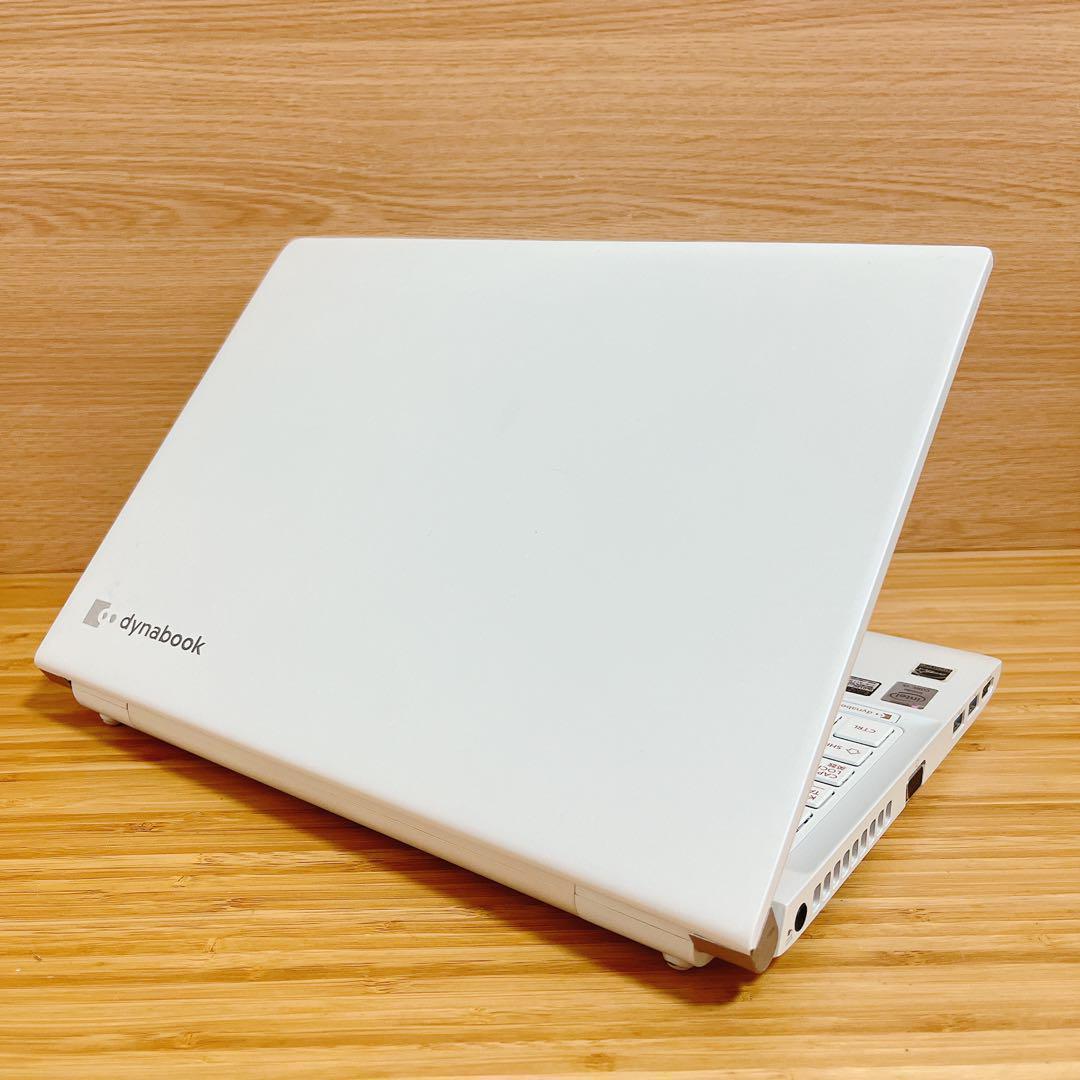 カメラ付PC✨ノートパソコン　windows11✨オフィス付き✨小型　軽量✨美品