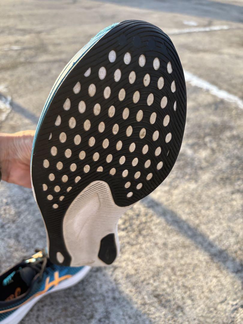 値下げしました。ASICS MAGIC SPEED 2