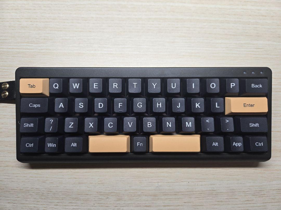 EPOMAKER TH40 キーボード