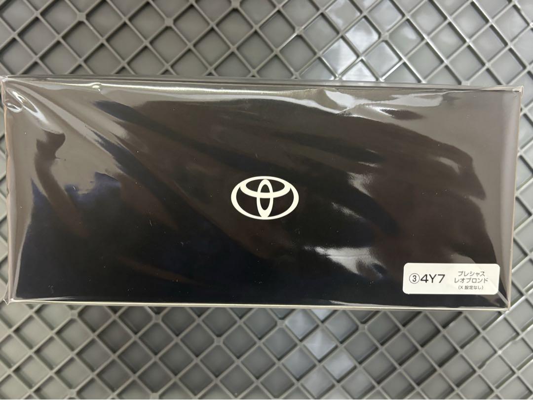 アルファード カラーサンプル プレシャスレオブロンド 新型 25年