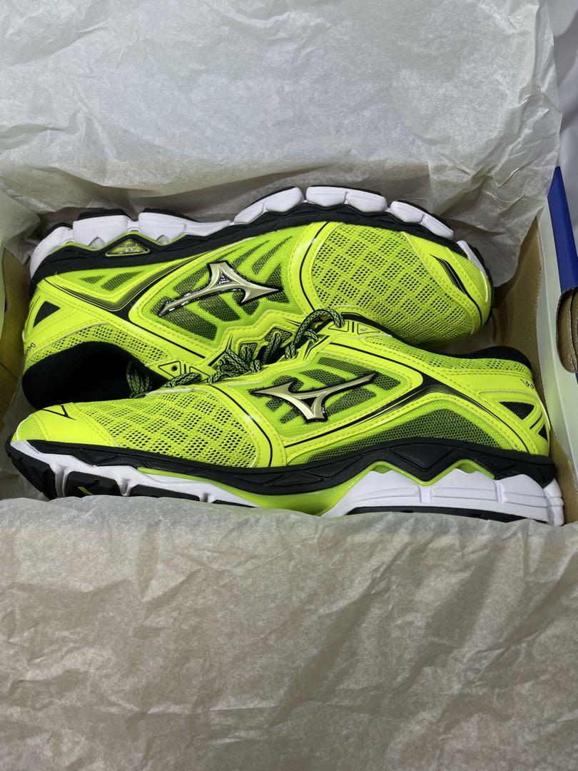 ミズノ　ウェーブスカイ / Mizuno WAVE SKY 27cm 新品